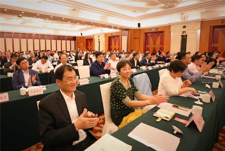 蘇州市重點(diǎn)民營(yíng)企業(yè)座談會(huì)