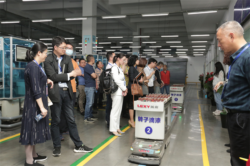 參觀萊克電氣