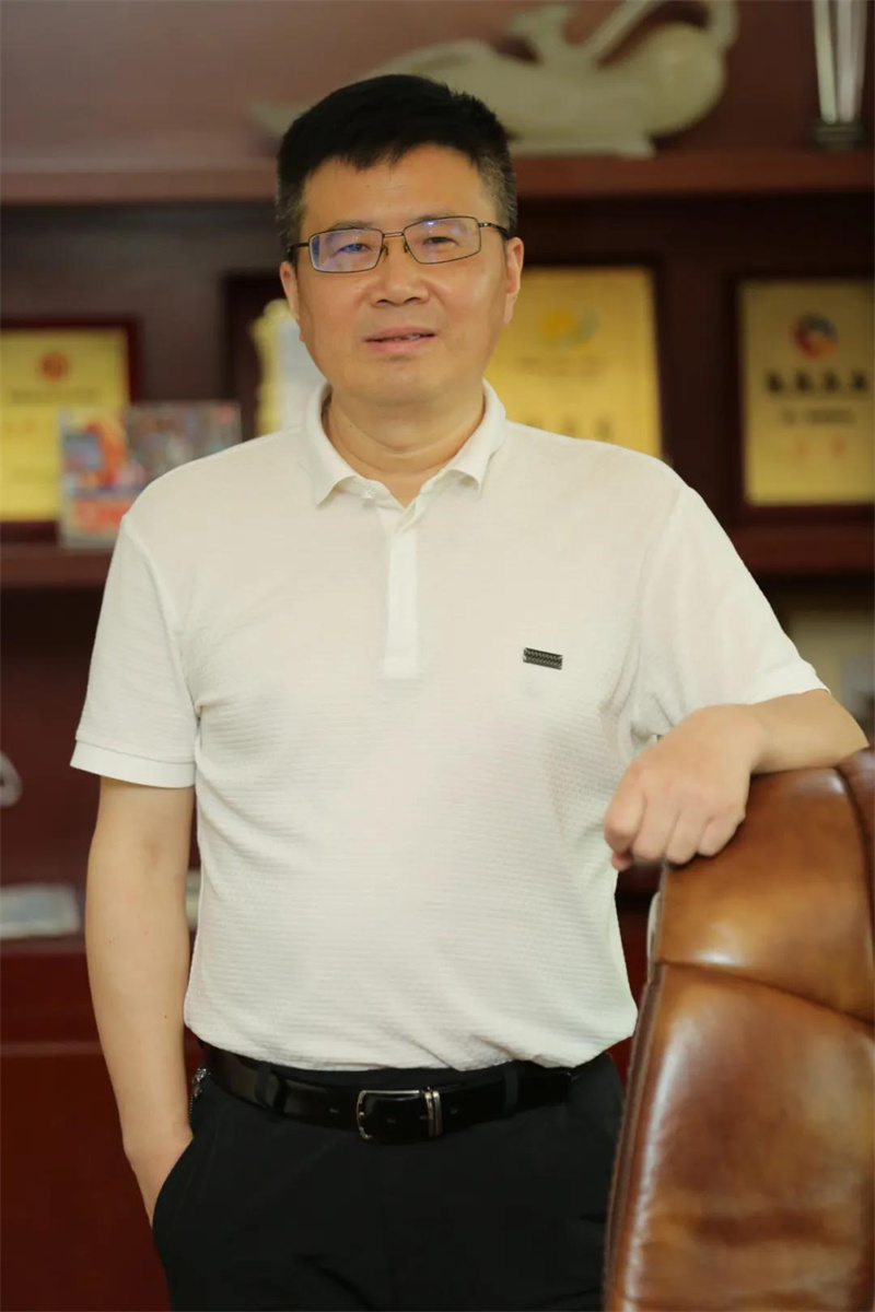 許衛(wèi)東