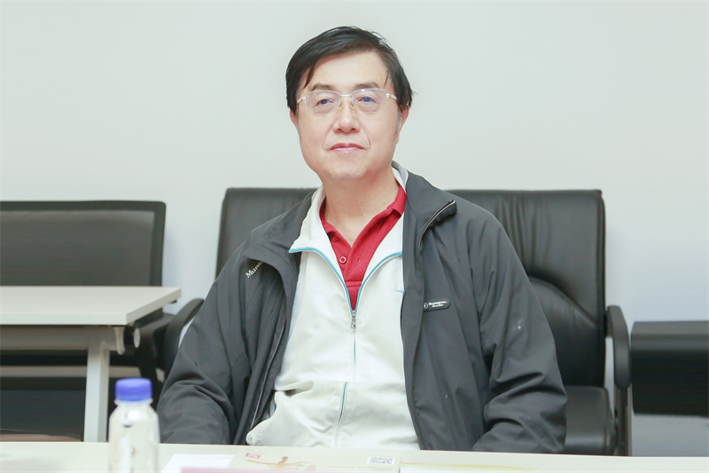 羅一民