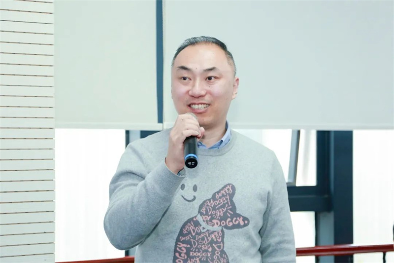 王駿