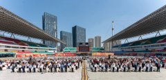 七十年鎏金歲月，兩代人匠心傳承，這家企業(yè)如何成為全球金箔王者？