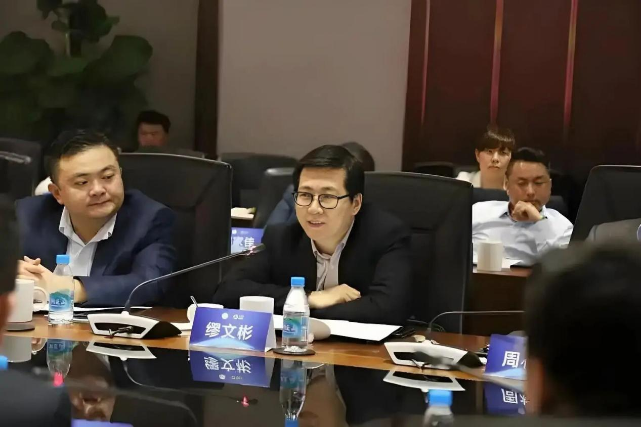  強(qiáng)強(qiáng)聯(lián)手！江蘇知名光伏 